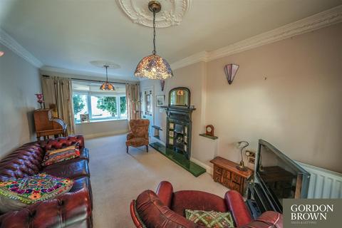 2 bedroom semi-detached house for sale - Carnforth Gardens, Lyndhurst Estate, Low Fell
