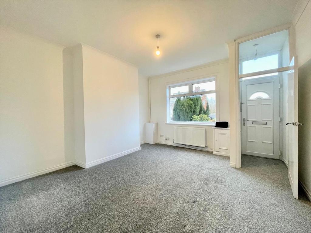 Ledbury Street, Leigh 2 bed terraced house £140,000