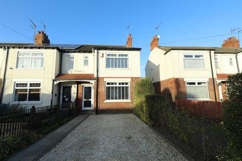 3 bedroom end of terrace house for sale - Westbourne Avenue West, Hull