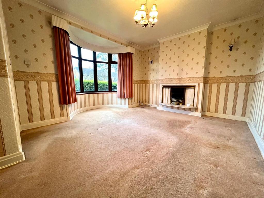 Dalton Green Lane, Huddersfield 2 bed semidetached house £160,000