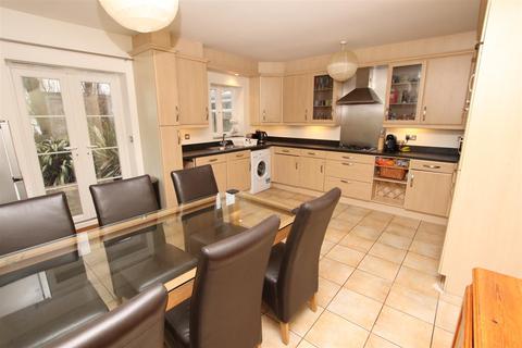 4 bedroom townhouse for sale - Gras Lawn, St Leonards, Exeter
