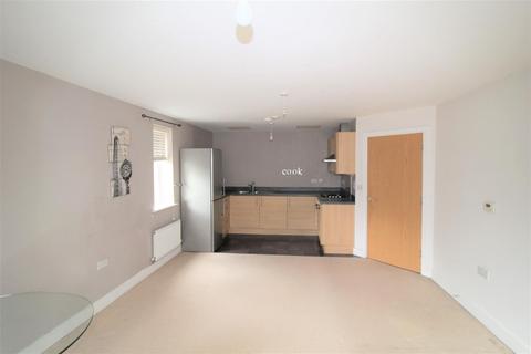 2 bedroom apartment for sale - Lansdowne House, Dalmeny Way, Epsom