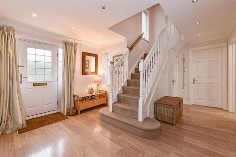 1 Caesars Way, Whitchurch, RG28 7ST