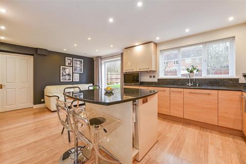 1 Caesars Way, Whitchurch, RG28 7ST