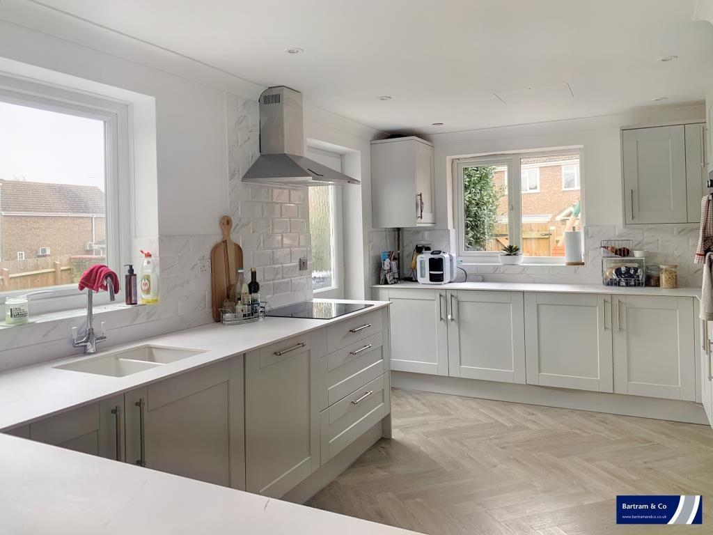 Keats Drive, Towcester 4 bed detached house £429,995