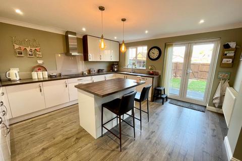 25 Wake Way, Grange Park, Northampton, NN4 5BG