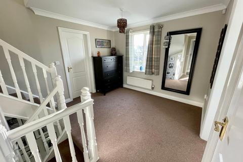 25 Wake Way, Grange Park, Northampton, NN4 5BG