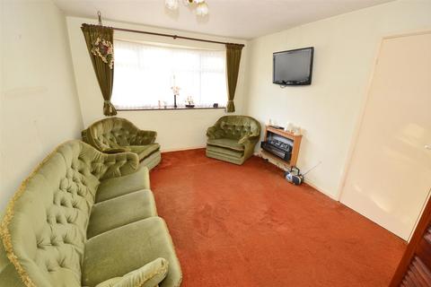 3 bedroom semi-detached house for sale - Watts Close, Leicester