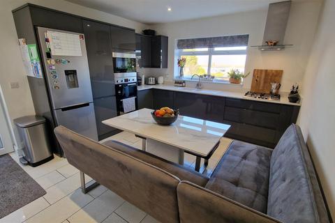 3 bedroom detached bungalow for sale - Whitehouse Road, Dordon, Tamworth