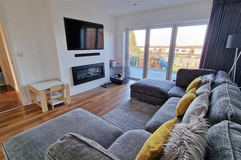 3 bedroom detached bungalow for sale - Whitehouse Road, Dordon, Tamworth