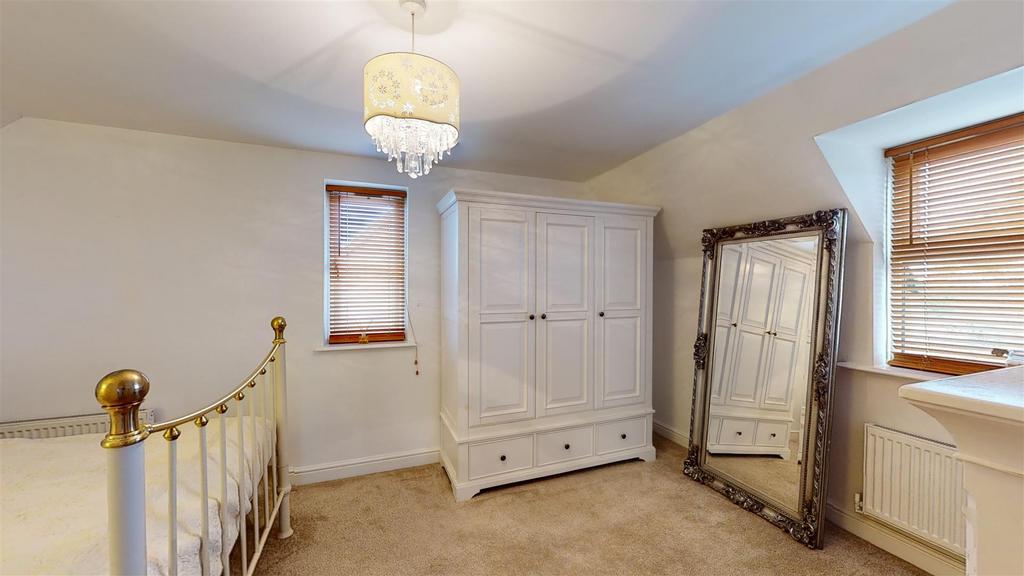 8-Malton-Close-01272023 105640.jpg
