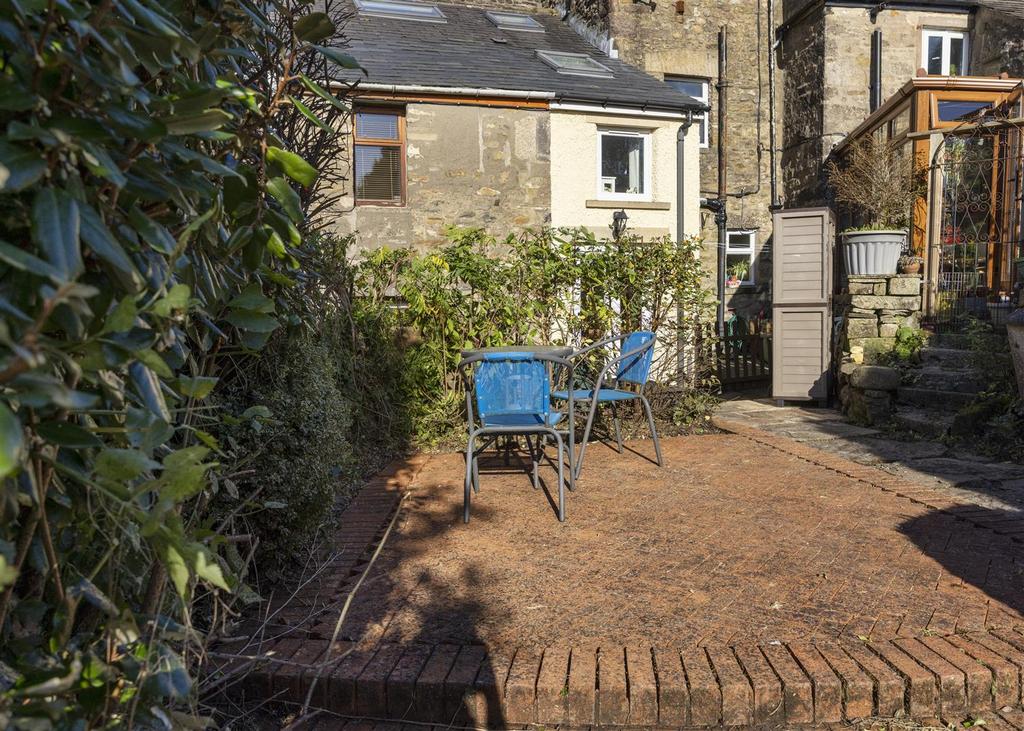 3 Greenfoot Cottages, Low Bentham 2 bed terraced house for sale £199,500