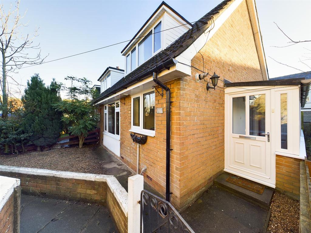 Newton Road, Great Ayton, Middlesbrough 3 bed semidetached bungalow