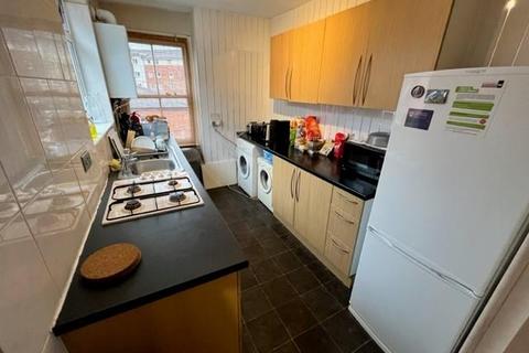 2 bedroom flat to rent - 531b Bristol Road, Selly Oak, Birmingham