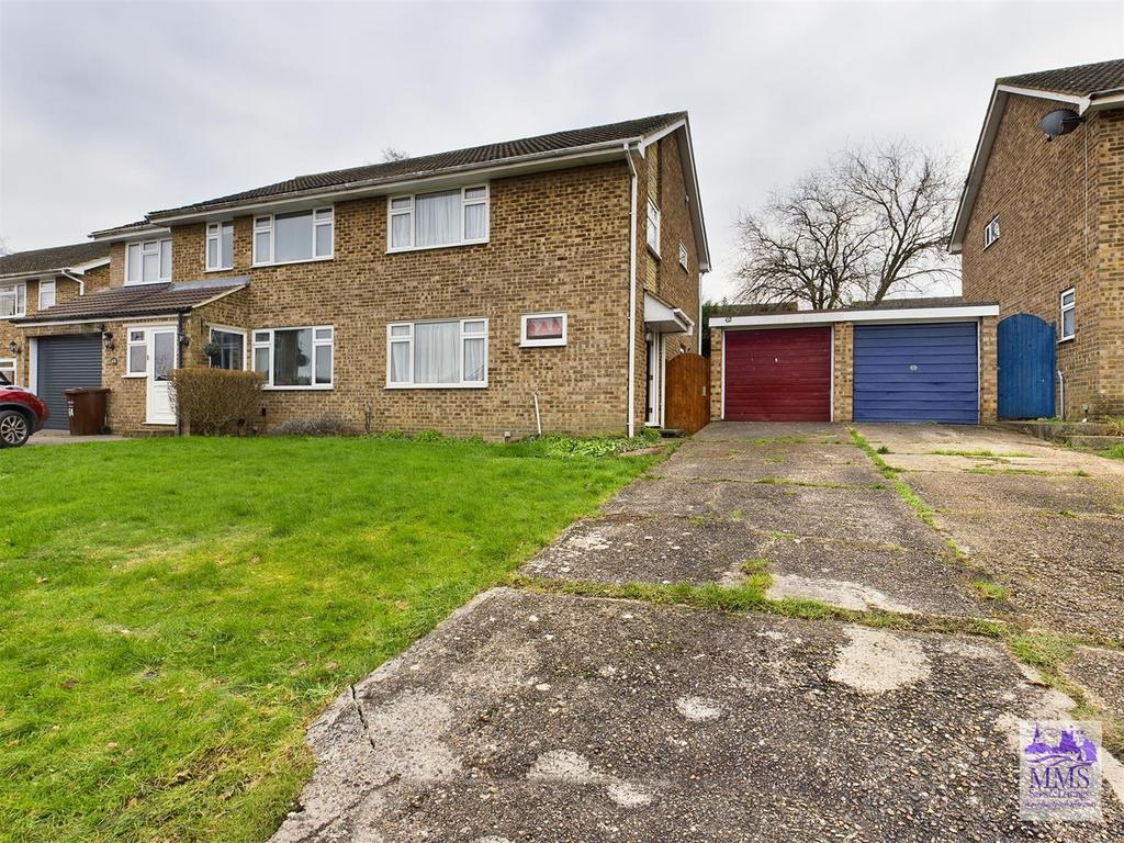 View Road, Cliffe Woods, Rochester 3 bed semidetached house £325,000