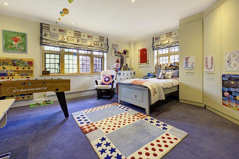 9 heath close 375171 bed2 800px.jpg