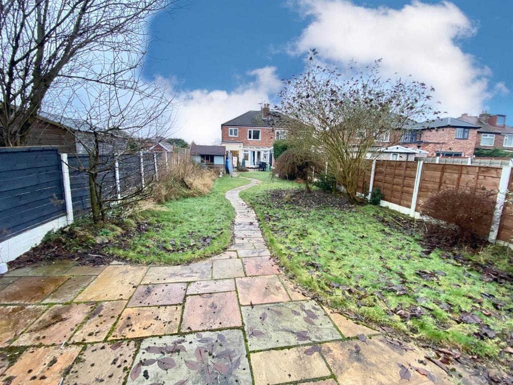 Ollerton Avenue, Sale 3 bed semidetached house for sale £415,000