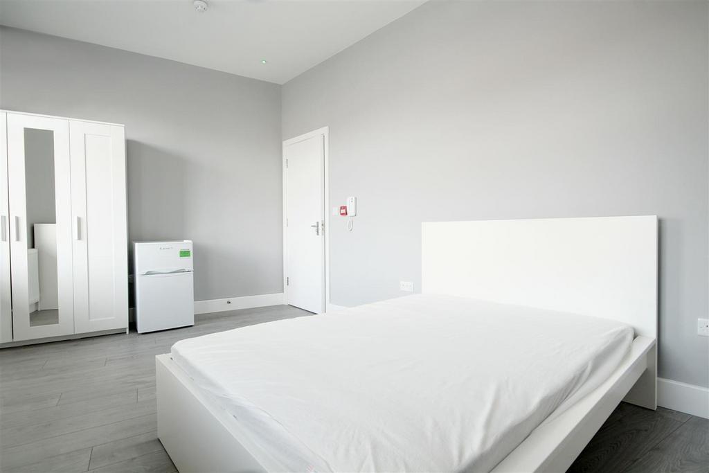 Room 5, 439a ncr bedroom.jpg