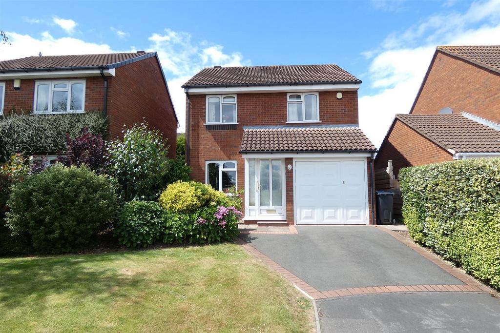Foxford Close, Sutton Coldfield 3 bed detached house for sale £380,000