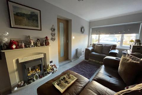 4 bedroom detached house for sale, Clos Y Wern, Pontarddulais, Swansea