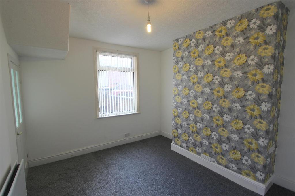 Easson Road, Darlington 2 bed terraced house £495 pcm (£114 pw)
