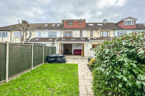27 Swiss Drive, Bristol, BS3 2RL