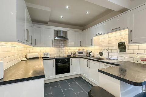 27 Swiss Drive, Bristol, BS3 2RL