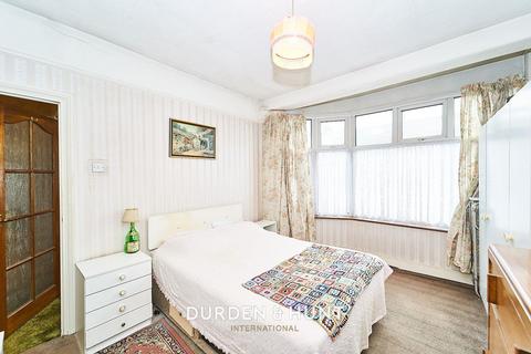 13 Waltham Road, Woodford Green, IG8 8DN
