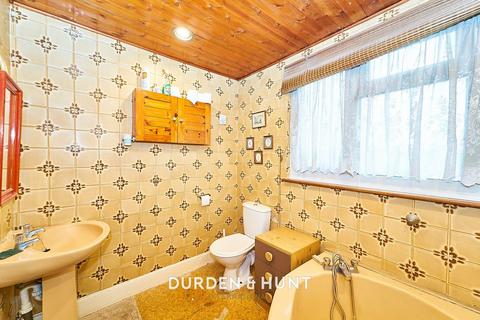13 Waltham Road, Woodford Green, IG8 8DN