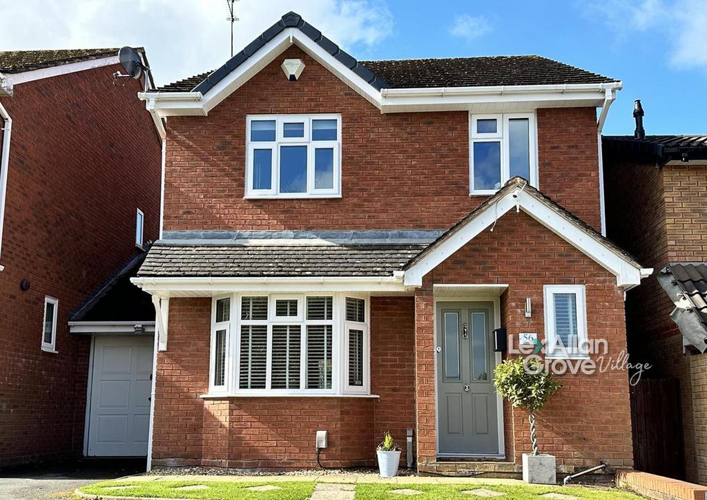 Meadowcroft, Hagley 4 bed link detached house £475,000