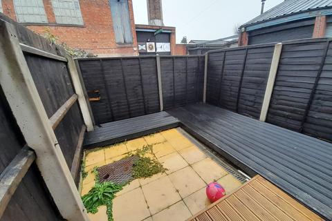 2 bedroom end of terrace house for sale - Vernon Road, Aylestone, Leicester, LE2