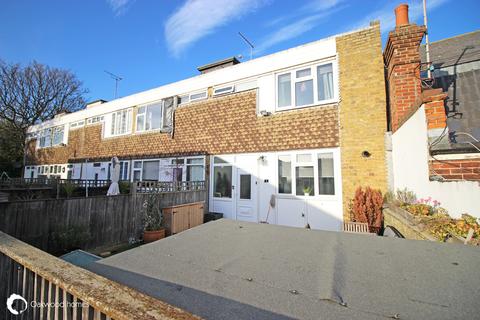 2 bedroom flat for sale - Broadstairs