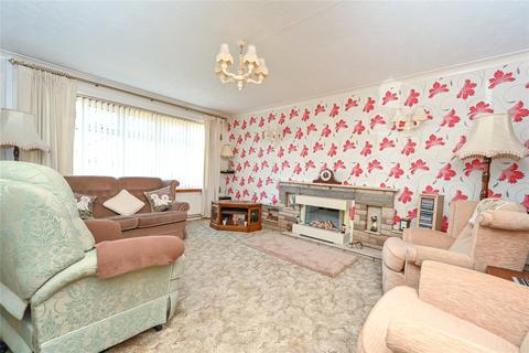 2 bedroom bungalow for sale - Dewsbury Drive, Penn, Wolverhampton, West Midlands, WV4