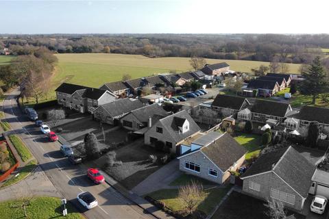 37 Silver Leys, Bentley, Ipswich, IP9 2BS