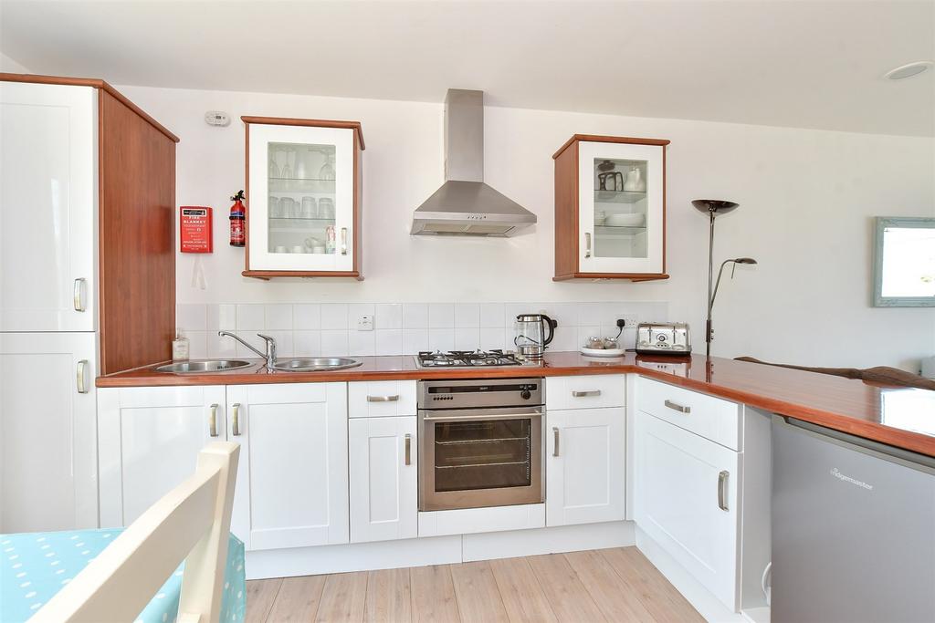 Kitchen/ Living Room