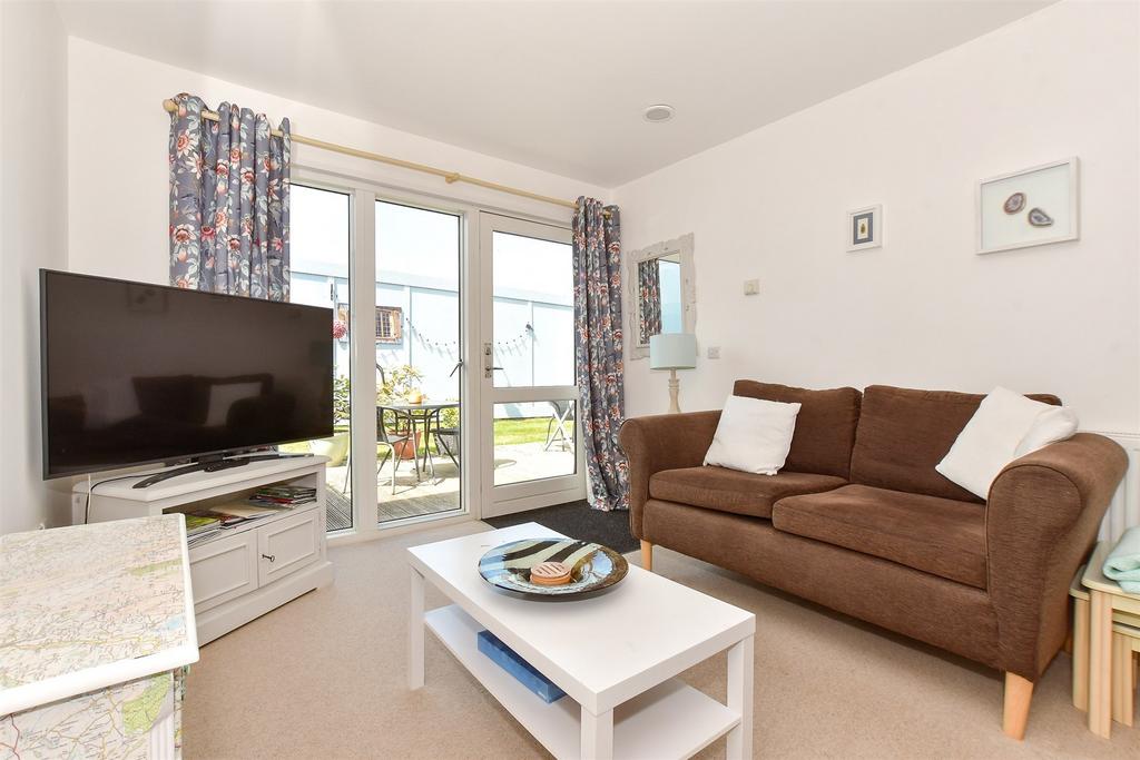 Kitchen/ Living Room