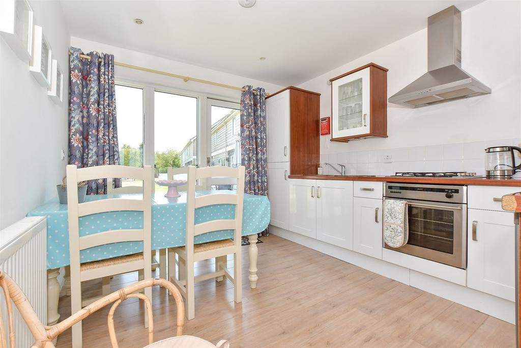 Kitchen/ Living Room