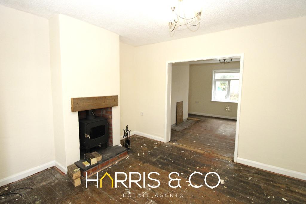 Manor Road, Fleetwood, FY7 3 bed semidetached house £120,000
