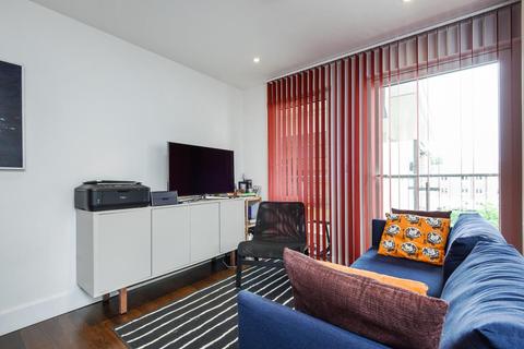 2 bedroom flat for sale - Kingston Riverside,  Henry Macaulay Avenue,  KT2