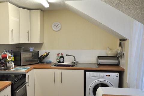 2 bedroom flat for sale, Ferncloud House, EX31 2NT