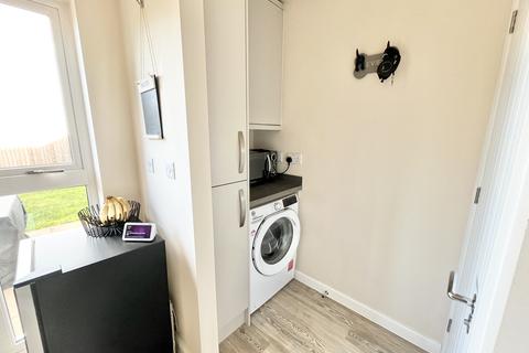 11 Abbots Gate, Lydney, GL15 4BQ