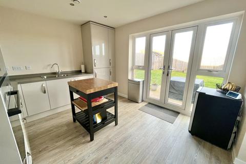 11 Abbots Gate, Lydney, GL15 4BQ