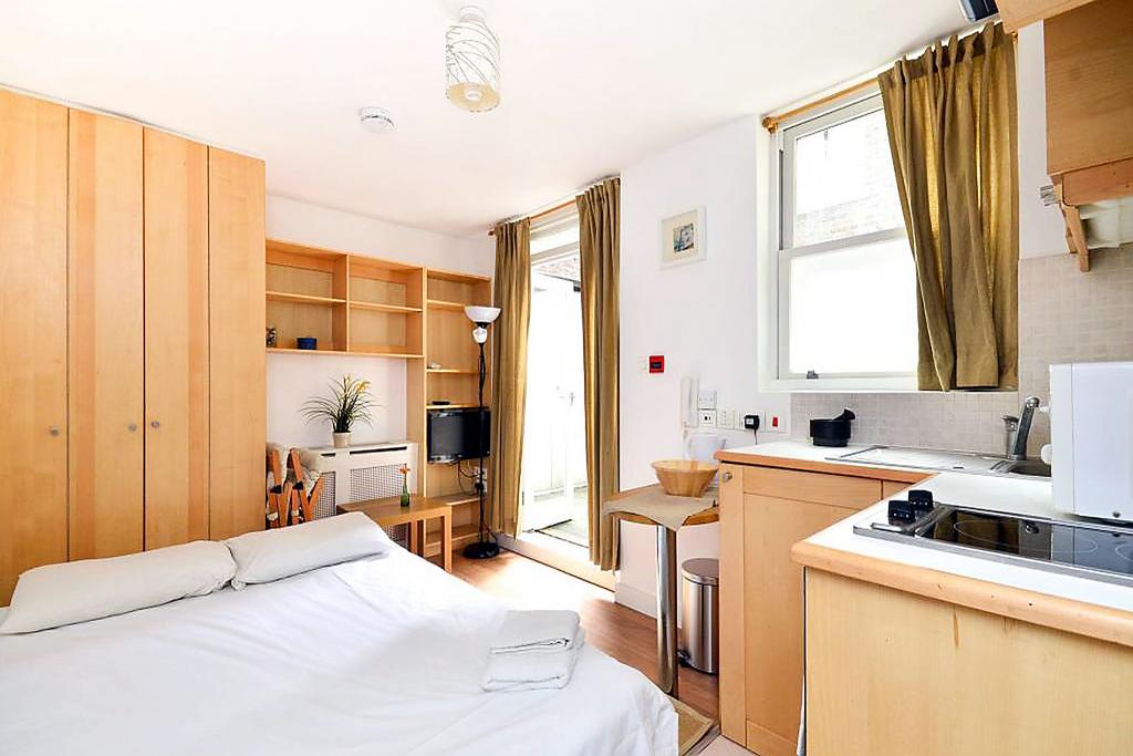 Studio to rent