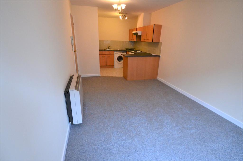 Apartment in West Midlands - View 3