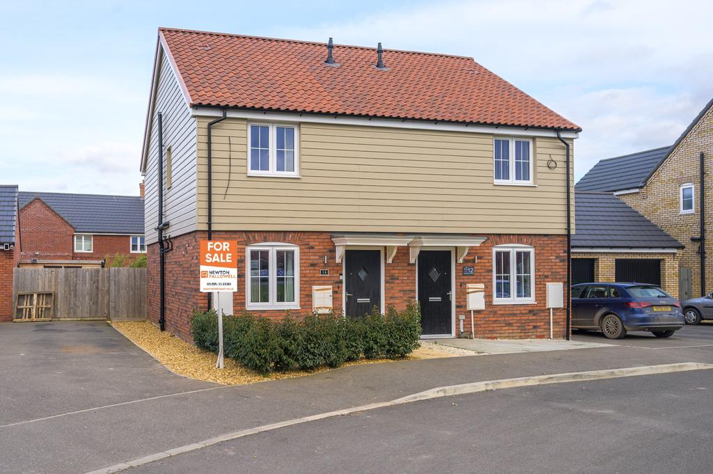 Canterbury Mews, Donington, Spalding... 2 bed semidetached house £