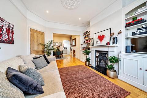 63 Vanderbilt Road, London, SW18 3BG