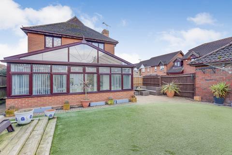 4 bedroom detached house for sale, Nicholson Grove, Wickford, SS12