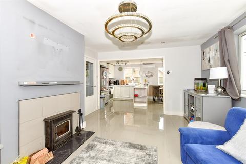 Brecwood Fermor Road, Crowborough, TN6 3AP