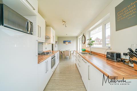 42 Standfield Drive, Worsley, Manchester, M28 1WB