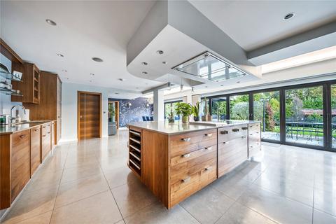 6 bedroom detached house for sale, Stonecroft Close, Barnet Road, Arkley, Hertfordshire, EN5